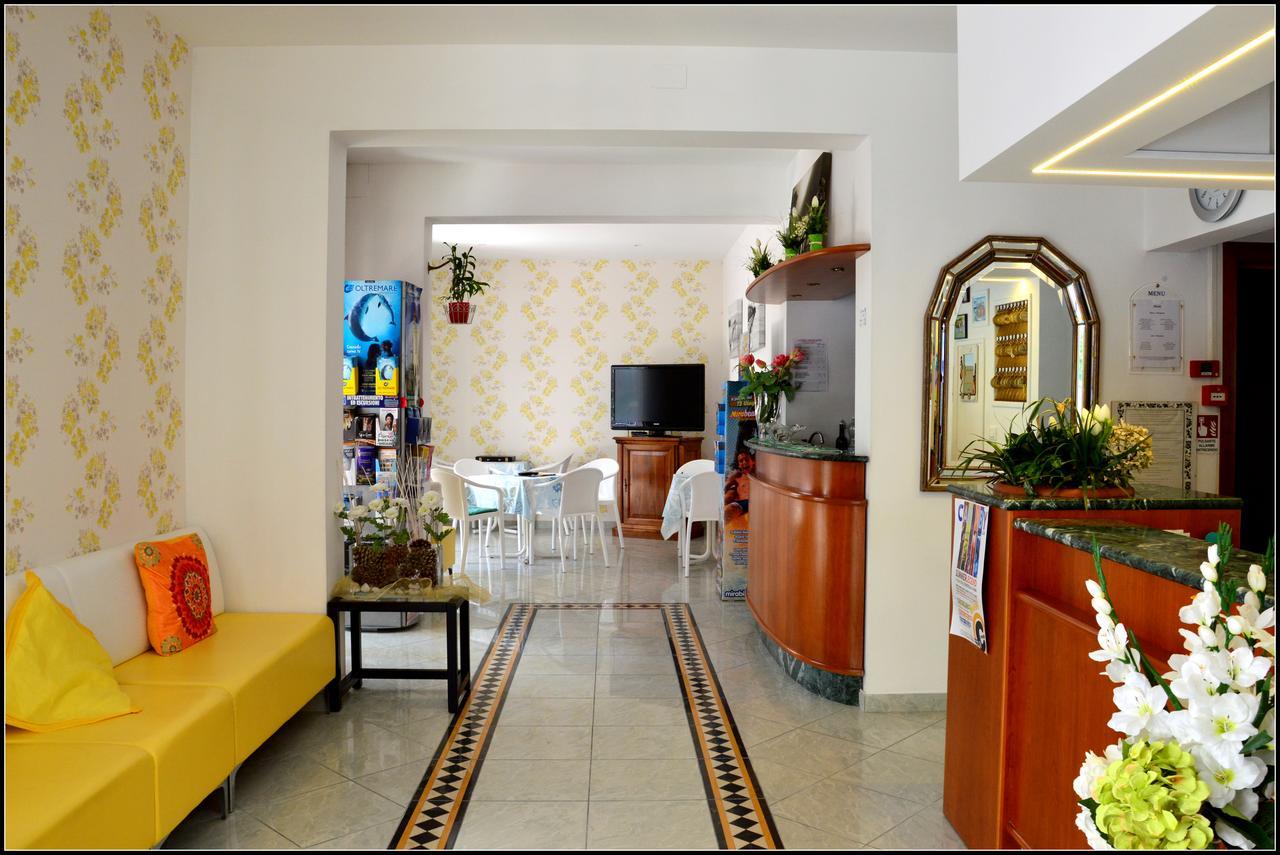 Hotel Luana Rimini Exterior foto